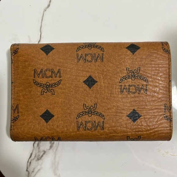 HP🎉MCM Brown Leather Wallet, MCM Studs, Pink strip FINAL PRICE - Picture 3 of 12